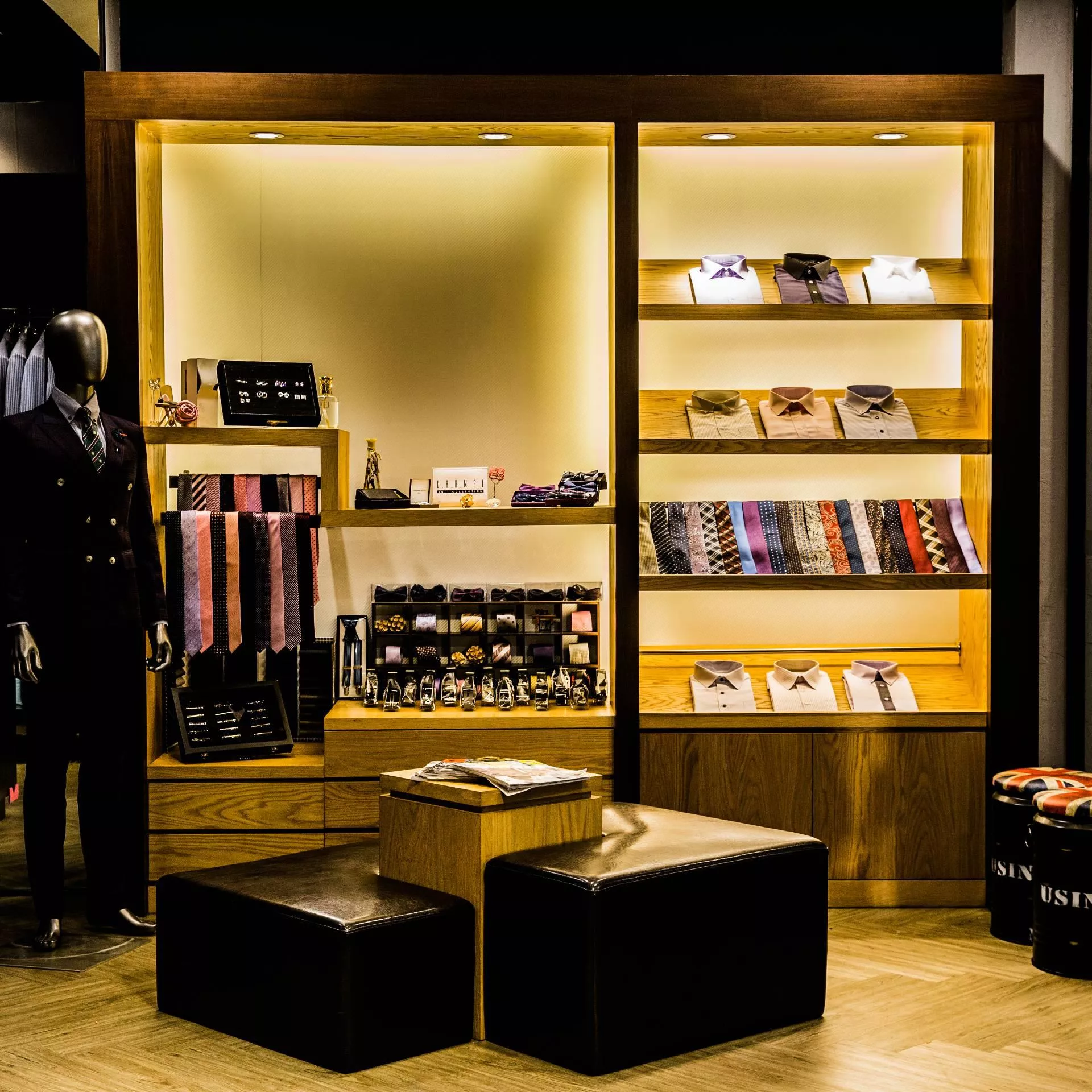 【店面實景】-拓元西服(6).JPG-店面實景